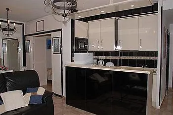 Mediterraneo Apts Nerja Apartamento